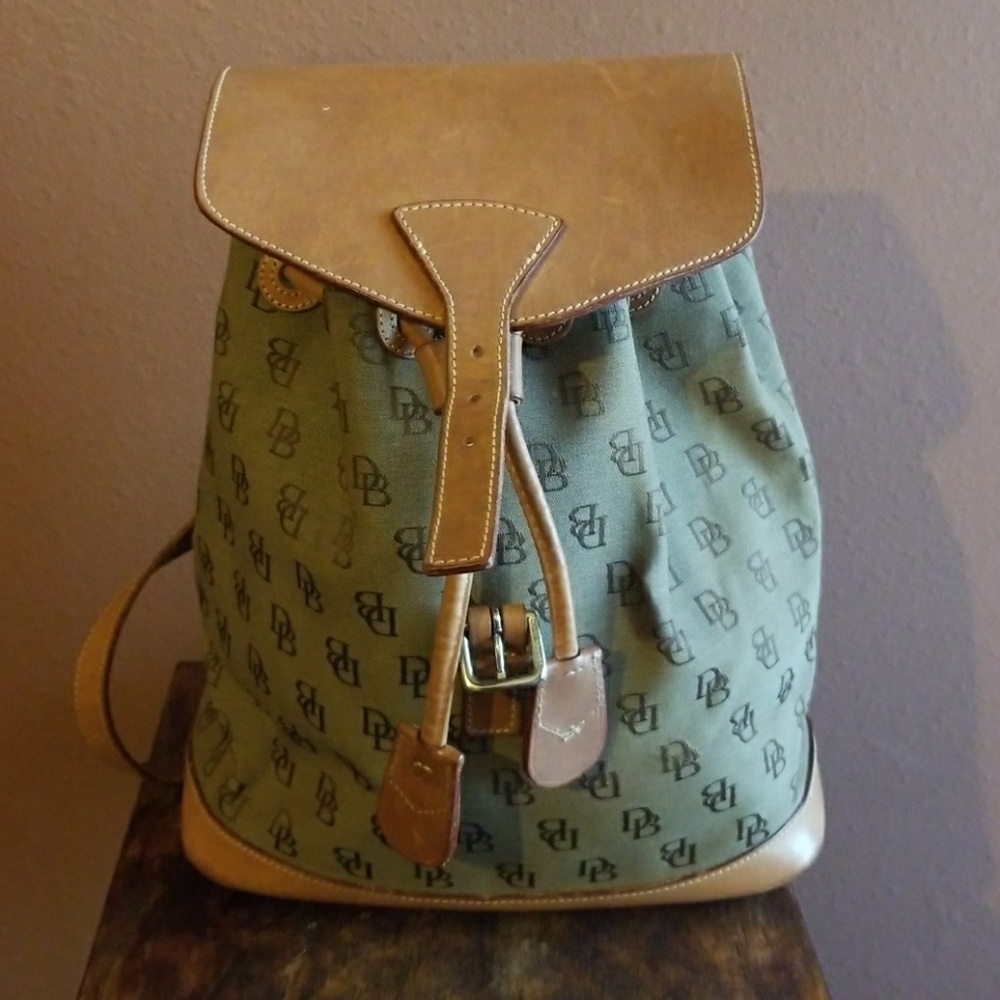 Vintage authentic Dooney bourke
